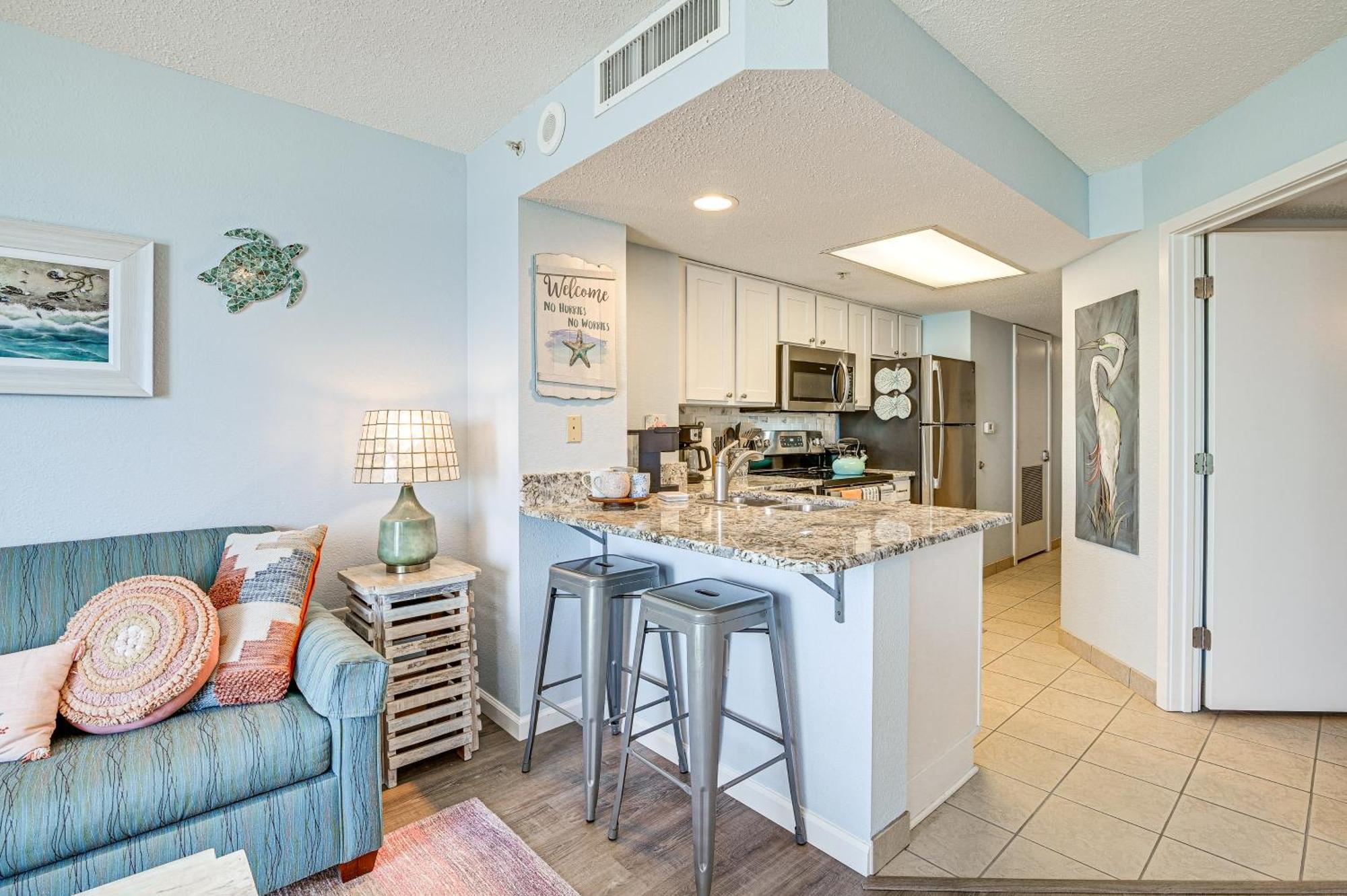Beachy Condo With Pool Access And Steps To Boardwalk! Миртл-Бич Экстерьер фото